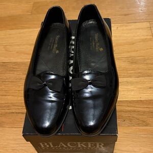 Stanley Blacker Stylish Black Loafers with Bow Detail